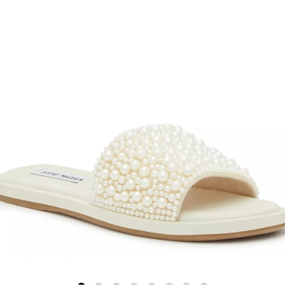 Steve Madden Pearl Beaded Cream Slide Sandals